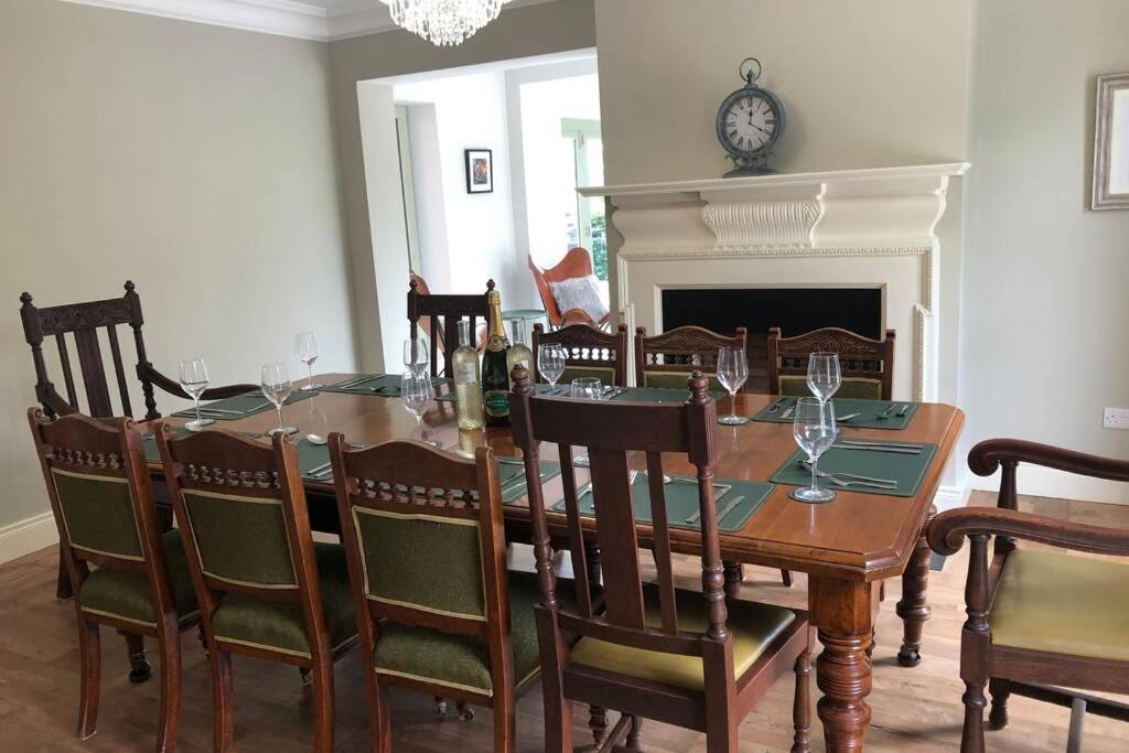 Ballyheifer House - A Beautiful 5 Bedroom Home. * Magherafelt