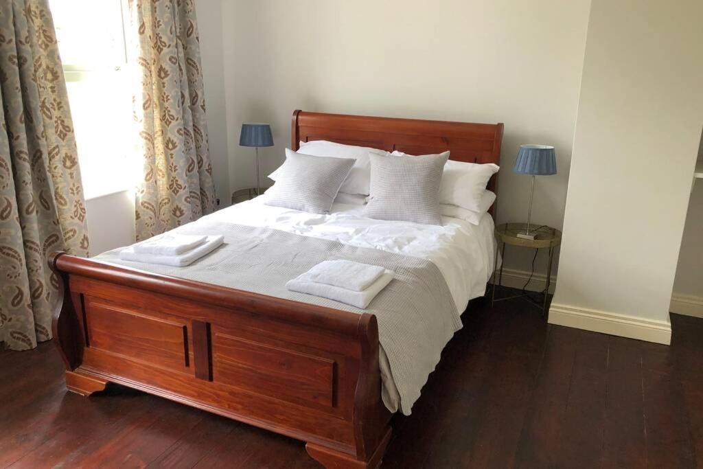 Ballyheifer House - A Beautiful 5 Bedroom Home. Holiday home *